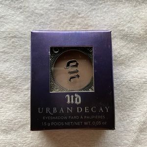 Tease urban decay eyeshadow
